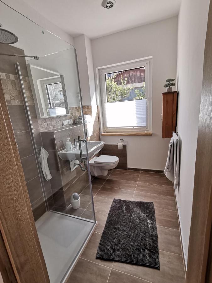 Sonnenufer Apartment & Moselwein II แบร์นคาสเทล-คืสท์ ภายนอก รูปภาพ